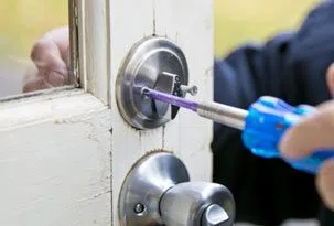 Golden Locksmith Services Brookline, MA 617-712-1192 - 5-Change-Locks